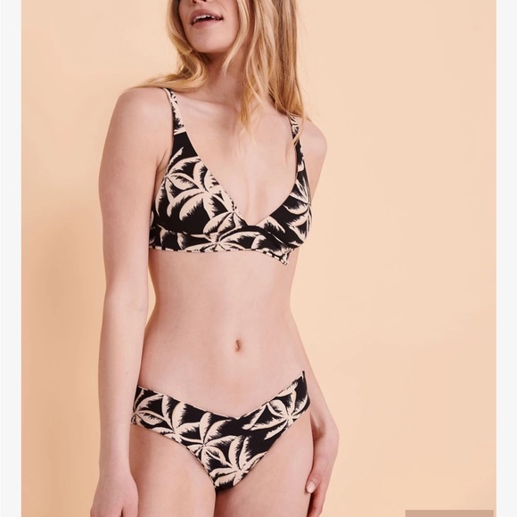 Billabong palmside reversible bikini with TWO tops - Picture 3 of 6